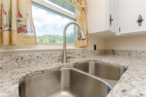 262 Kennedy Farm Rd N, Trinity, NC 27370 photo 13
