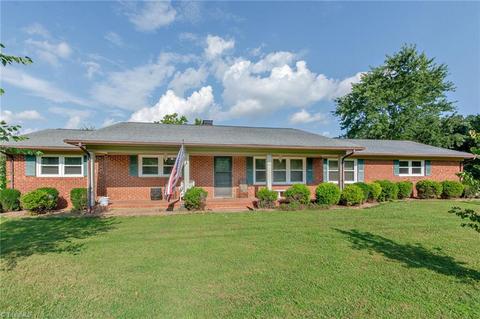 262 Kennedy Farm Rd N, Trinity, NC 27370 photo 4