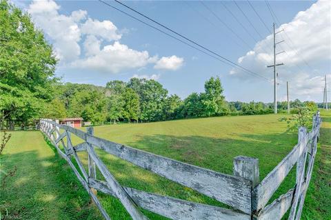 262 Kennedy Farm Rd N, Trinity, NC 27370 photo 6