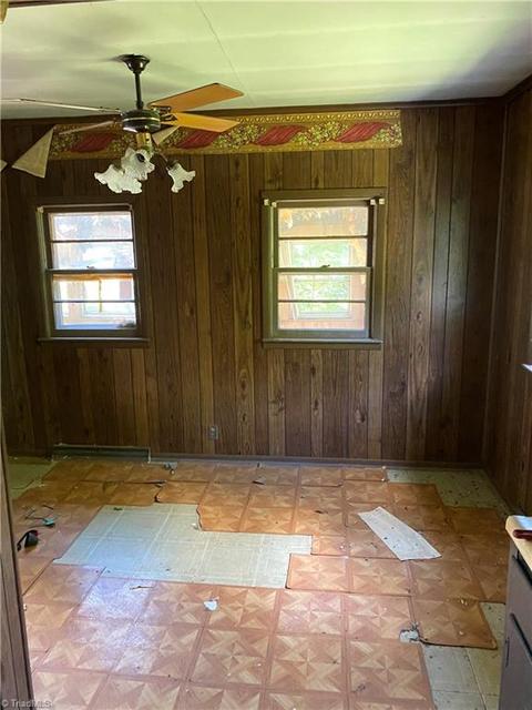 806 Central Ct, High Point, NC 27260 photo 12