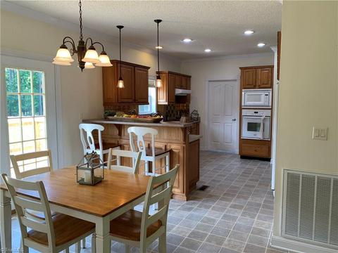 202 Trinity Ln, King, NC 27021 photo 23