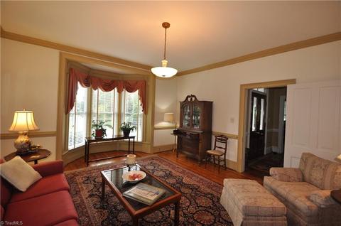 527 Patrick St, Eden, NC 27288 photo 4