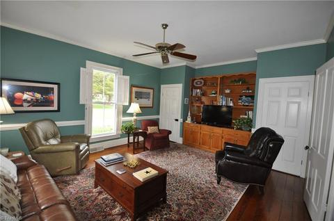 527 Patrick St, Eden, NC 27288 photo 6