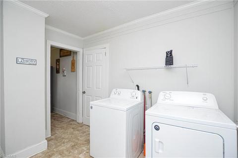 823 Willow Pl, High Point, NC 27260 photo 18