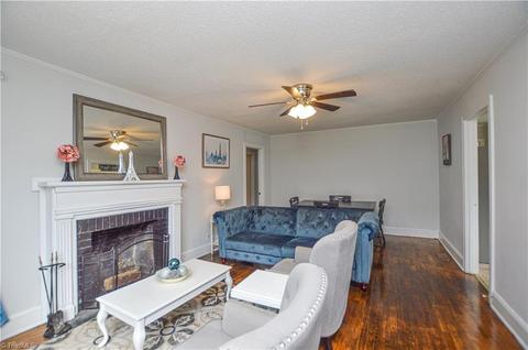 823 Willow Pl, High Point, NC 27260 photo 6