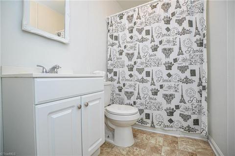 823 Willow Pl, High Point, NC 27260 photo 26
