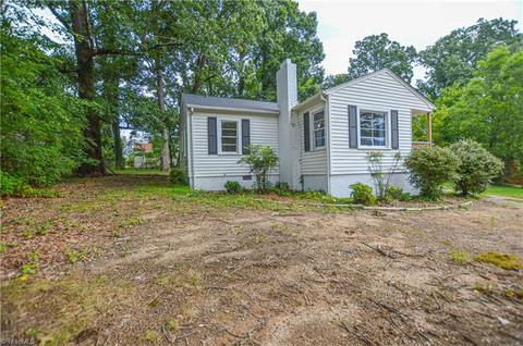 823 Willow Pl, High Point, NC 27260 photo 2