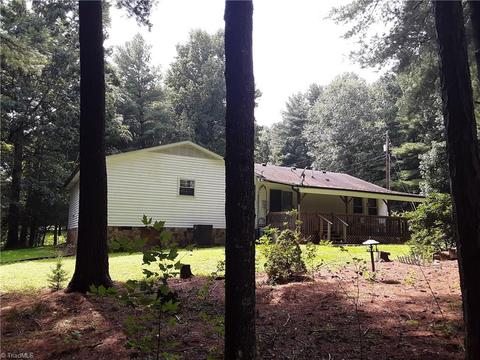 494 Old Bridge Rd, Roaring River, NC 28669 photo 24