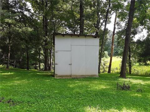 494 Old Bridge Rd, Roaring River, NC 28669 photo 25
