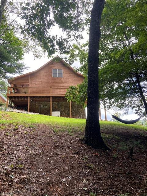1645 Buck Mountain Rd, Purlear, NC 28665 photo 5