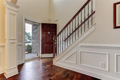 2425 Bearded Iris Ln, High Point, NC 27265 photo 4