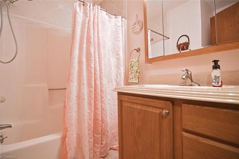 6945 Hampton Rd, Clemmons, NC 27012 photo 16
