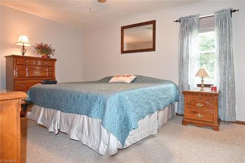 6945 Hampton Rd, Clemmons, NC 27012 photo 13