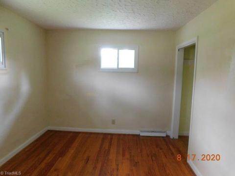 196 Richview Cir, High Point, NC 27265 photo 20