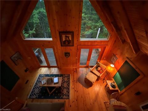 323 Doe Run, Purlear, NC 28665 photo 6