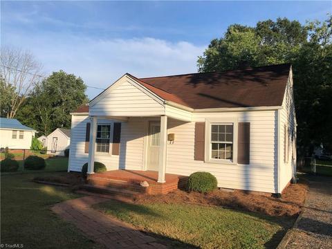 117 Long St, Mayodan, NC 27027 photo 2