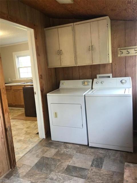 117 Long St, Mayodan, NC 27027 photo 13