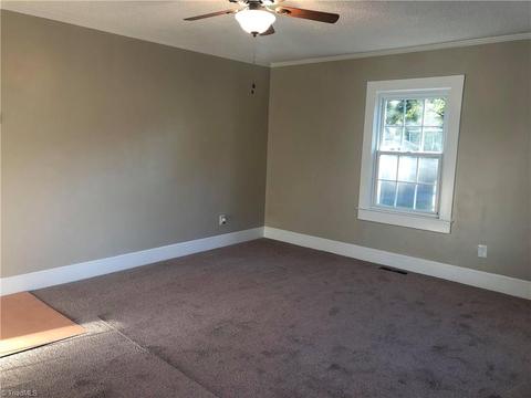 117 Long St, Mayodan, NC 27027 photo 4