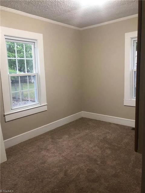 117 Long St, Mayodan, NC 27027 photo 8