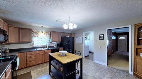 5718 Meadowbrook Dr, Trinity, NC 27370 photo 5