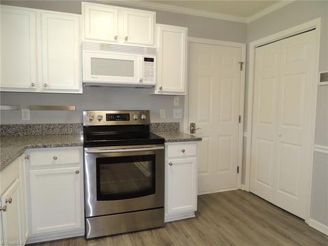 6355 River Crest Dr, Clemmons, NC 27012 photo 9
