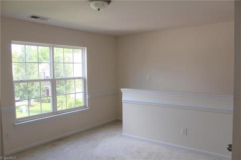 2455 Ingleside Dr, High Point, NC 27265 photo 11