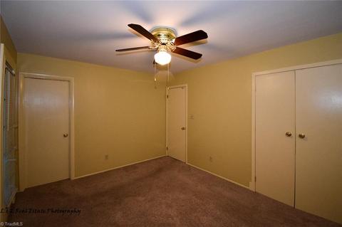 405 Lardner Pl, High Point, NC 27260 photo 10