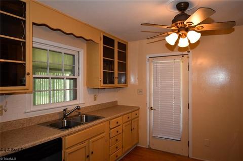 405 Lardner Pl, High Point, NC 27260 photo 7