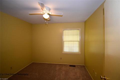 405 Lardner Pl, High Point, NC 27260 photo 13