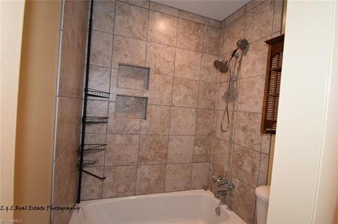 405 Lardner Pl, High Point, NC 27260 photo 17