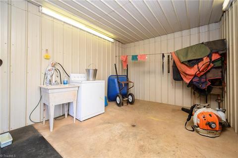 276 Mayberry Rd, Hiddenite, NC 28636 photo 24