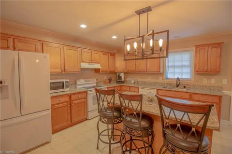 2159 Machala Dr, Randleman, NC 27317 photo 3