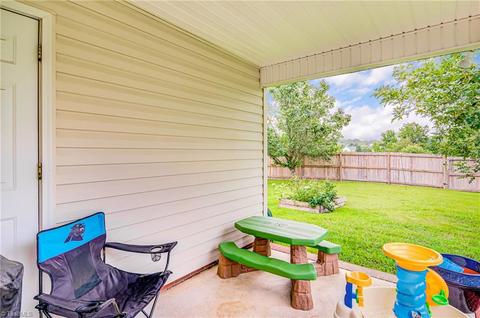 826 Eli Moore Ct, High Point, NC 27265 photo 27