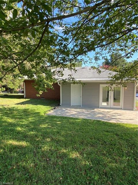1108 Morningside Dr, Burlington, NC 27217 photo 2