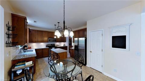 3725 Single Leaf Cir, High Point, NC 27265 photo 9