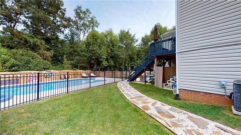 3725 Single Leaf Cir, High Point, NC 27265 photo 38