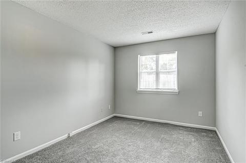 3204 Pipers Way, High Point, NC 27265 photo 23