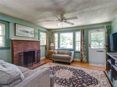 104 Bellevue Dr, High Point, NC 27265 photo 7