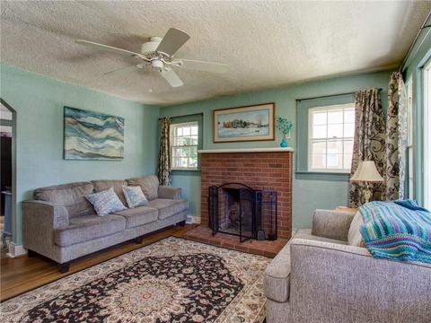 104 Bellevue Dr, High Point, NC 27265 photo 6
