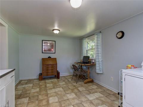 104 Bellevue Dr, High Point, NC 27265 photo 12