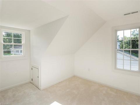 819 Circle Dr, High Point, NC 27262 photo 22