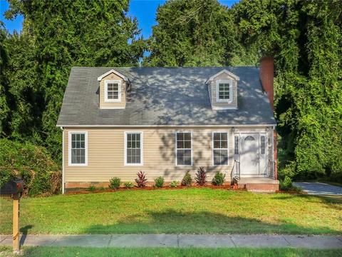 819 Circle Dr, High Point, NC 27262 photo 2