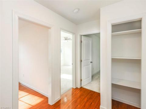 819 Circle Dr, High Point, NC 27262 photo 11