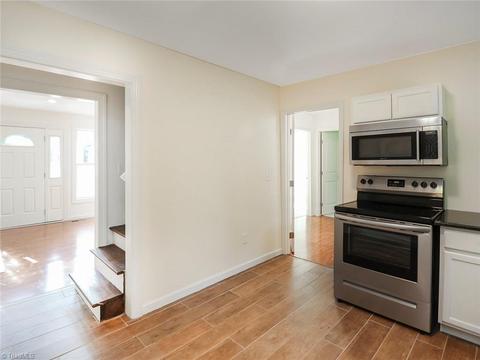 819 Circle Dr, High Point, NC 27262 photo 8
