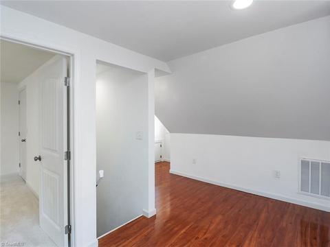 819 Circle Dr, High Point, NC 27262 photo 17