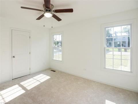 819 Circle Dr, High Point, NC 27262 photo 15