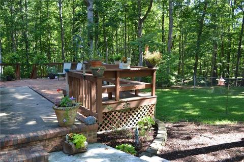 1079 Ridge Rd, Pine Hall, NC 27042 photo 12