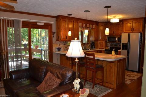 1079 Ridge Rd, Pine Hall, NC 27042 photo 10