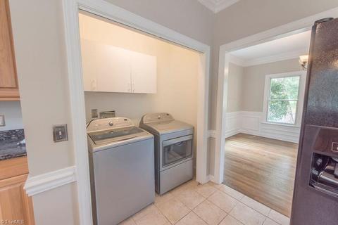 8012 Glengarriff Rd, Clemmons, NC 27012 photo 14