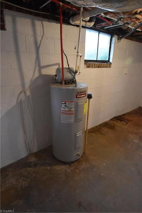 921 King St, King, NC 27021 photo 21